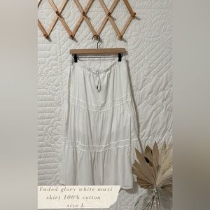 Faded glory white maxi skirt